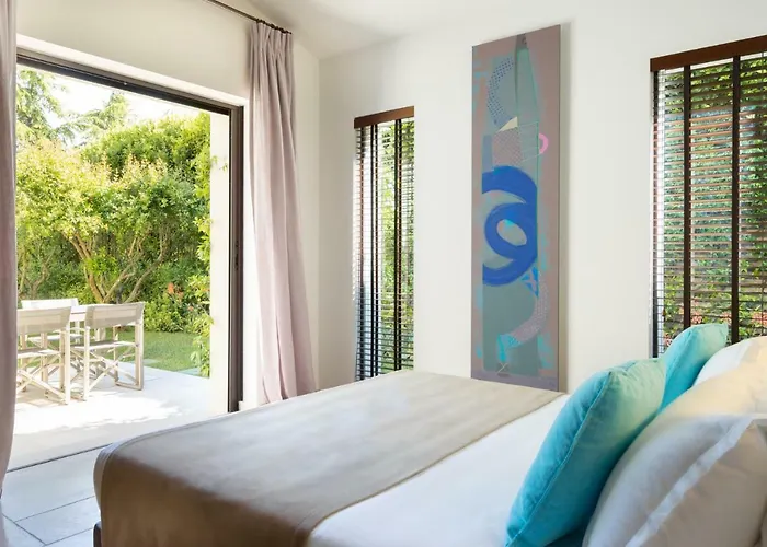 Hotel Le Pre De La 4*